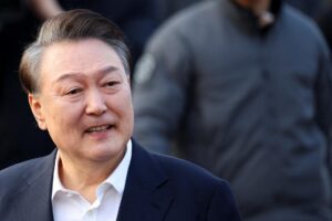 韩国在尹锡悦弹劾裁决前禁止在最高法院周围使用无人机