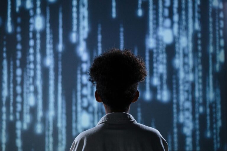 为什么 Red Hat 认为 AI 的未来是小型语言模型
