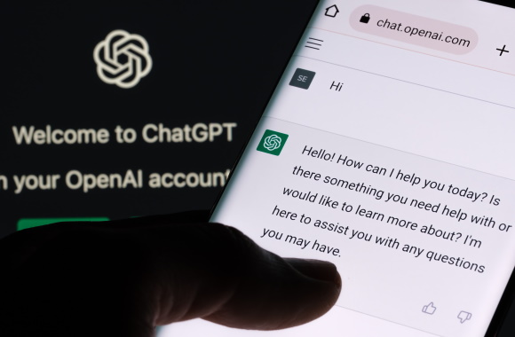 一些人敦促大学生放松对 AI 的使用，否则他们会削弱他们的批判性思考能力