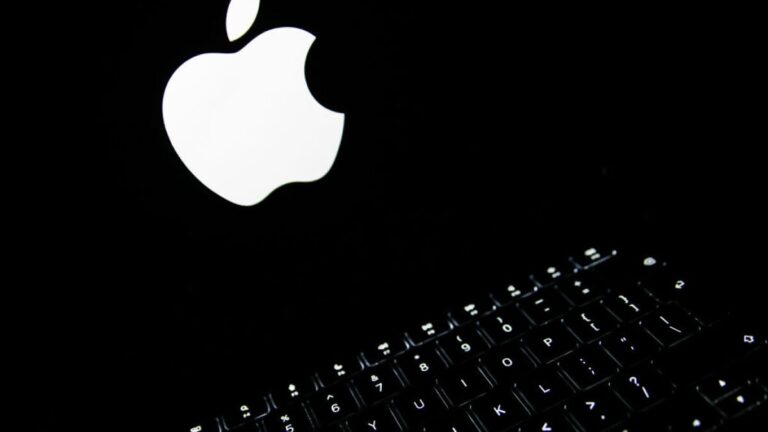 苹果 iPhone 17 假人泄露，揭晓时尚新设计