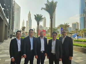 年轻的创新者通过 AI 和数字化转型推动越南的智能革命