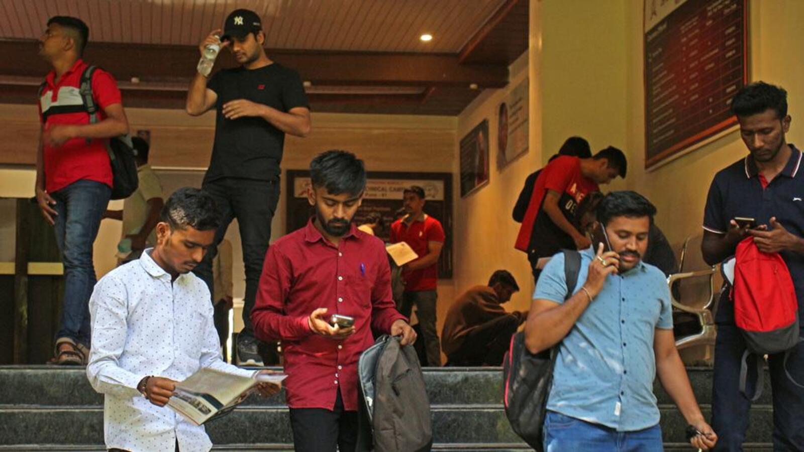 面部识别技术，用于监控 Cet 状态的随身摄像头