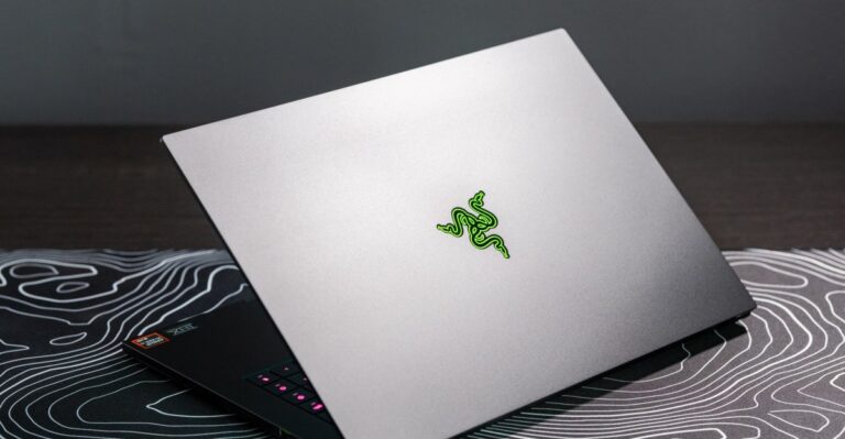 我仍在测试新的 Razer Blade 16，我感觉很复杂