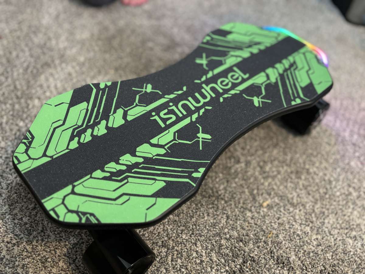 Isinwheel V4 儿童电动滑板评测