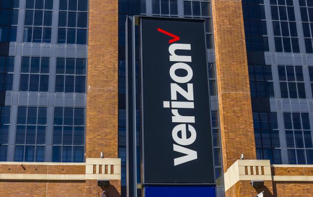 Verizon 为小型企业推出 AI 助手：股票会上涨？