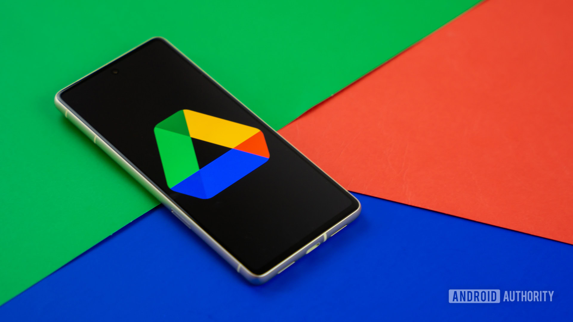 Google 开始温和地推动 Drive 用户探索他们可以使用 Gemini 做的所有事情