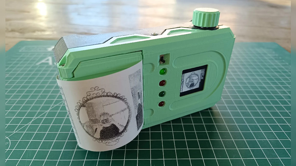这款 Raspberry Pi Zero 相机可立即使用热敏纸打印照片