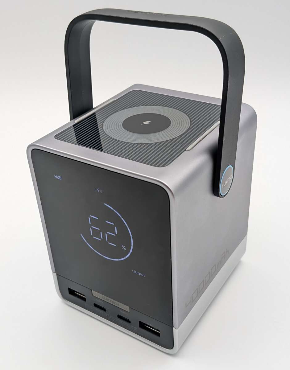 CUKTECH 30 40,000 mAh 移动电源和 USB 集线器评测