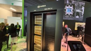 Nvidia 展示了配备 600,000 瓦 Kyber 机架和基础设施的 Rubin Ultra，将于 2027 年推出