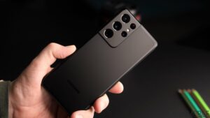 三星使用 2025 年 3 月安全补丁更新 Galaxy S21