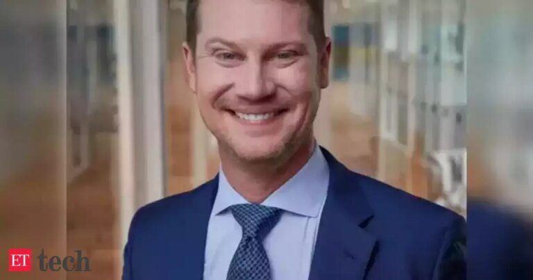 联想印度收入超过 20 亿美元，扩大了 AI 和制造的重点