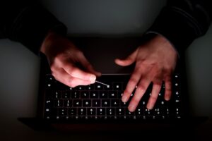 Meta 将面部识别工具引入英国，以发现名人诈骗广告
