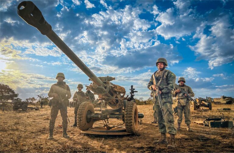 巴西陆军与 BAE Systems 讨论在国内生产 105 毫米轻型火炮榴弹炮