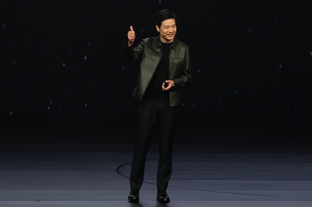 小米老板将在两场会议上提出 AI、EV 创意