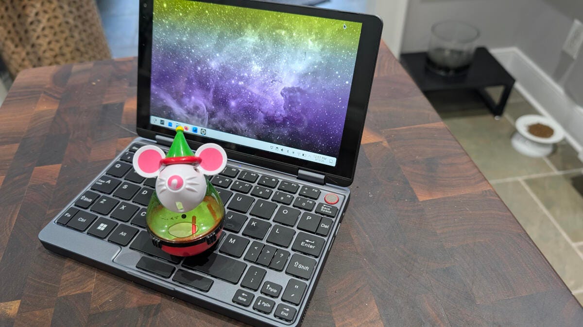 我在迷你笔记本电脑上安装了 Linux，它让我回到了上网本的黄金时代