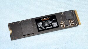 WD Black SN7100 SSD 评测：能效之王，附带注意事项