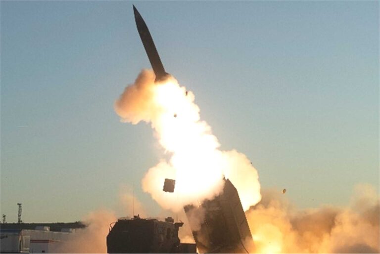 快讯：美国陆军进行新型 PrSM 导弹飞行测试，扩展 HIMARS 发射器的远程能力