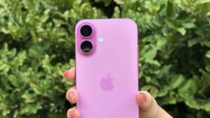 三个 iPhone 17 型号的假人单元出现在动手视频泄露中