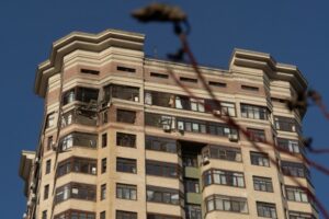 “战争来了”：乌克兰无人机轰炸震撼了俄罗斯人