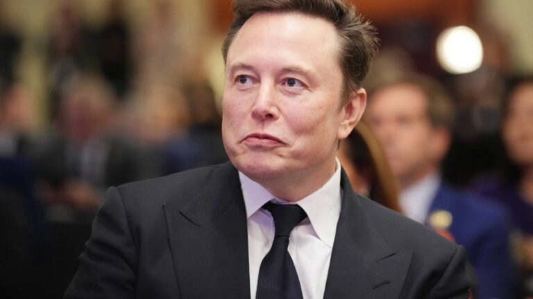 埃隆·马斯克(Elon Musk)表示,他的人工智能公司以 330 亿美元的估值收购了 X