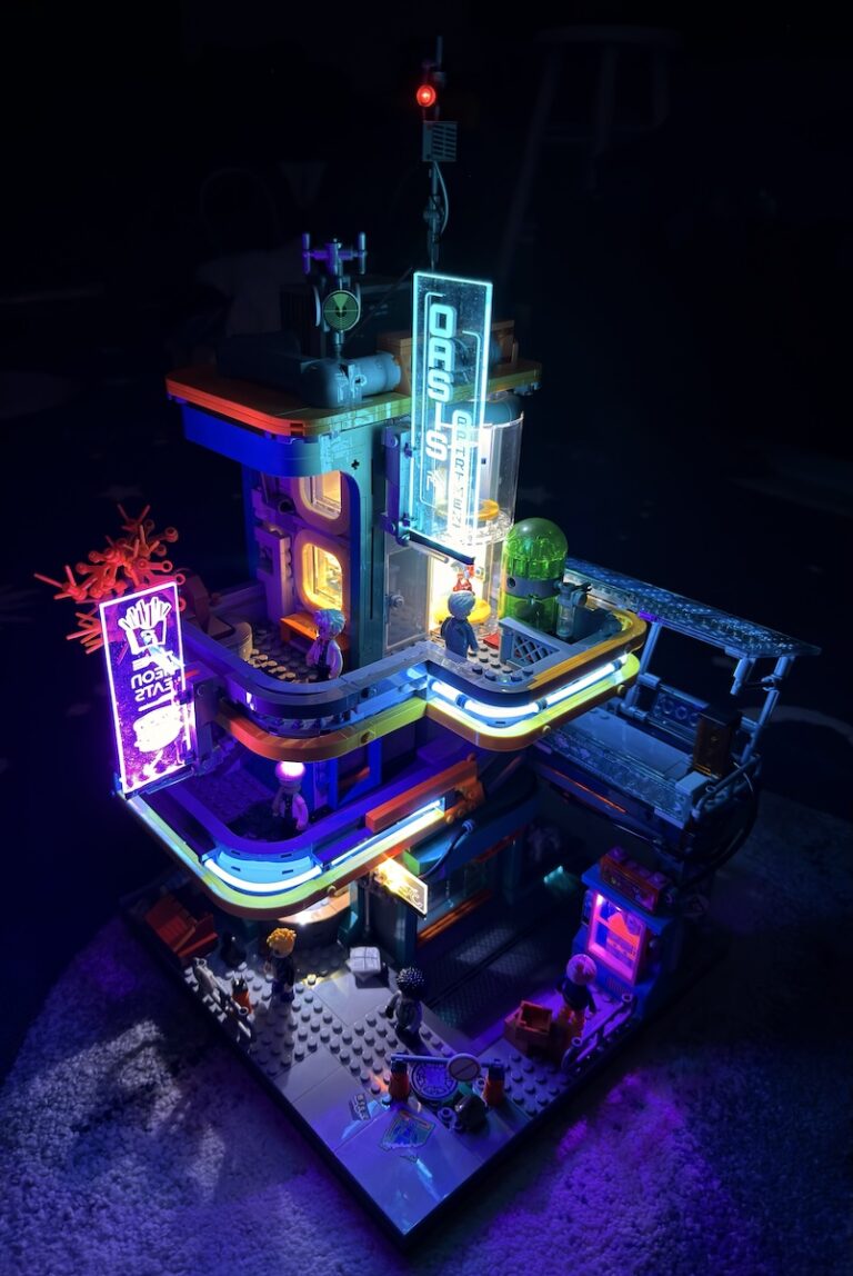 Funwhole Cyberpunk NeonCity 模型套件评论 – 一砖一瓦开始点击。