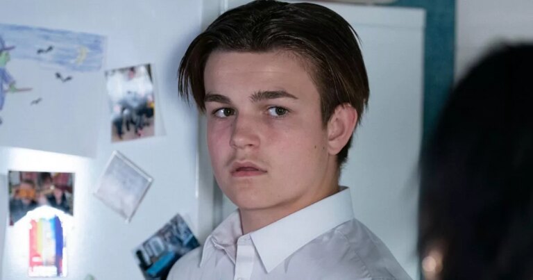 EastEnders Tommy Moon 的在线朋友“不是他所说的那个人”，因为 AI 声称“被揭穿”