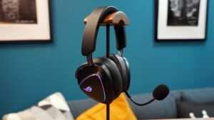 华硕 Rog Delta II 评测：优质的声音但笨重的耳垫