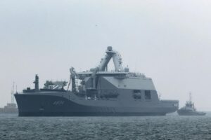 Den Helder 战斗支援舰加入荷兰皇家海军并实现海上补给能力的现代化
