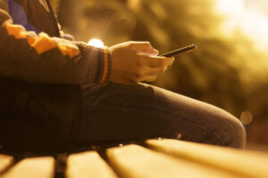 青少年正在向 AI 聊天机器人倾泻黑暗的想法。当出现问题时，谁该为此负责？