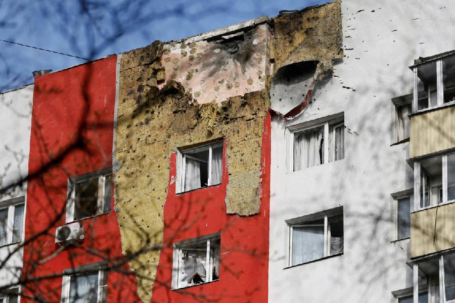 俄罗斯官员称乌克兰对莫斯科的最大无人机袭击造成 3 人死亡，17 人受伤