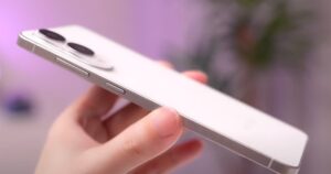 华丽的三星 Galaxy S25 Edge 意外出现在视频中
