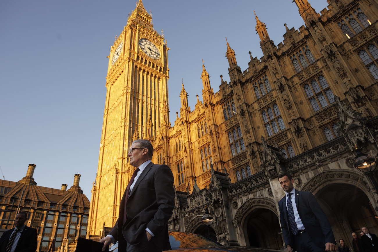 英国签署新的国防协议，向乌克兰提供先进的攻击无人机