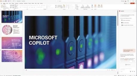 适用于 PowerPoint 审查的 Copilot Pro