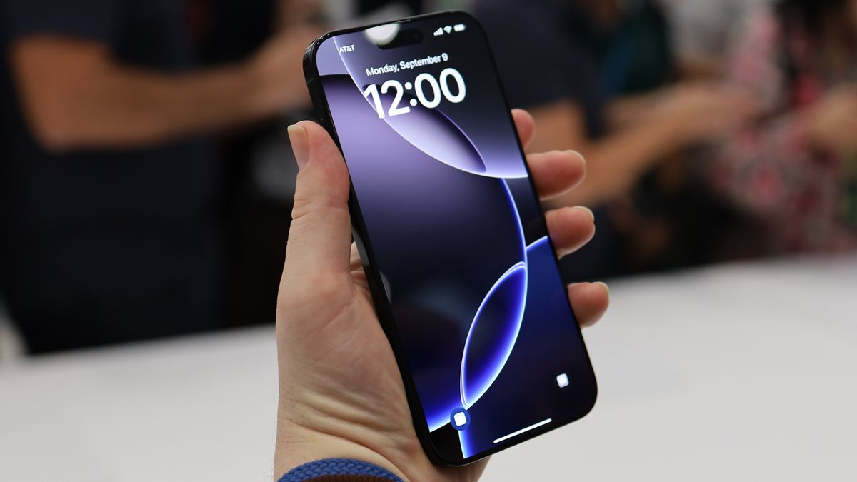 泄露的 iPhone 17 假人单元可能为我们提供了所有四种型号的最佳外观
