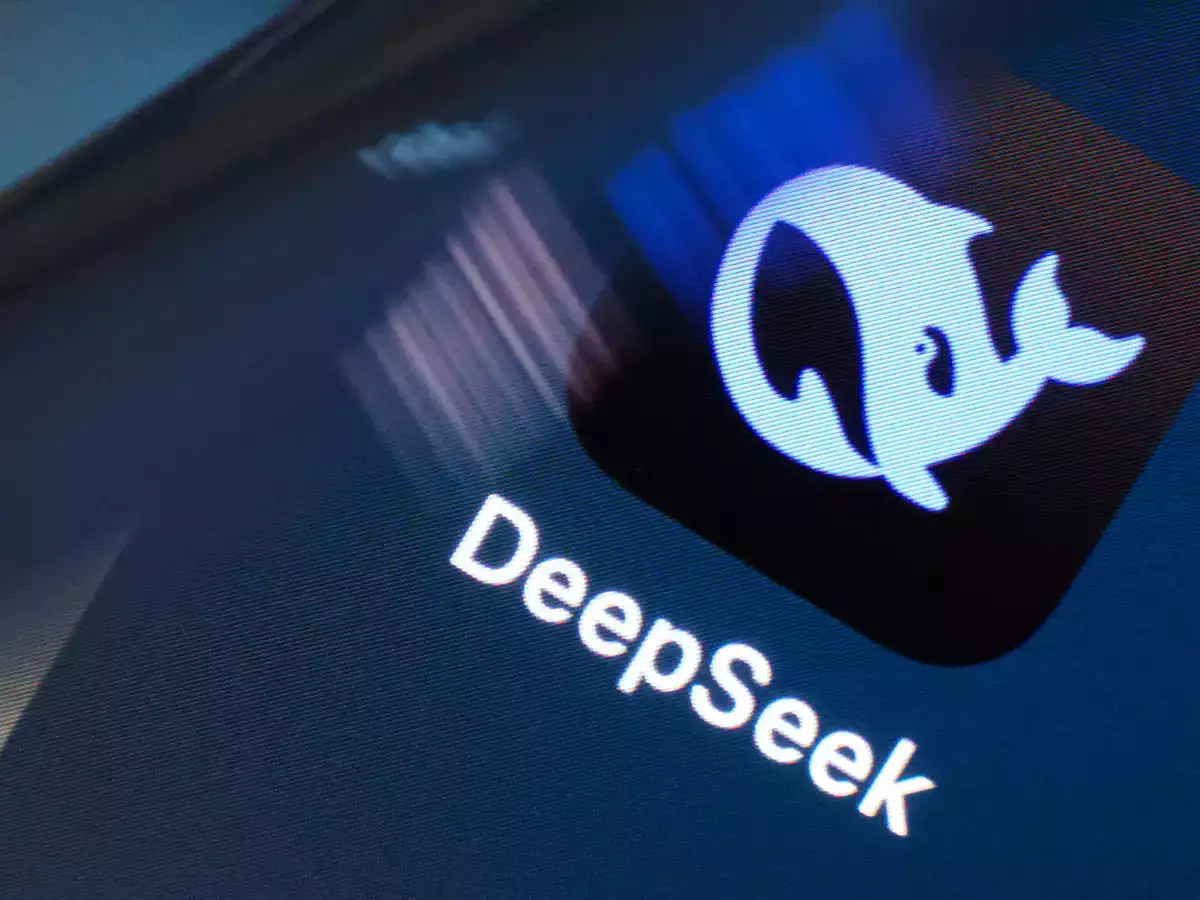 中国的 DeepSeek 表示，高级 AI 推理模型目前不可用