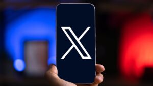 在一条令人惊叹的推文中，马斯克宣布以 450 亿美元的价格出售“X”