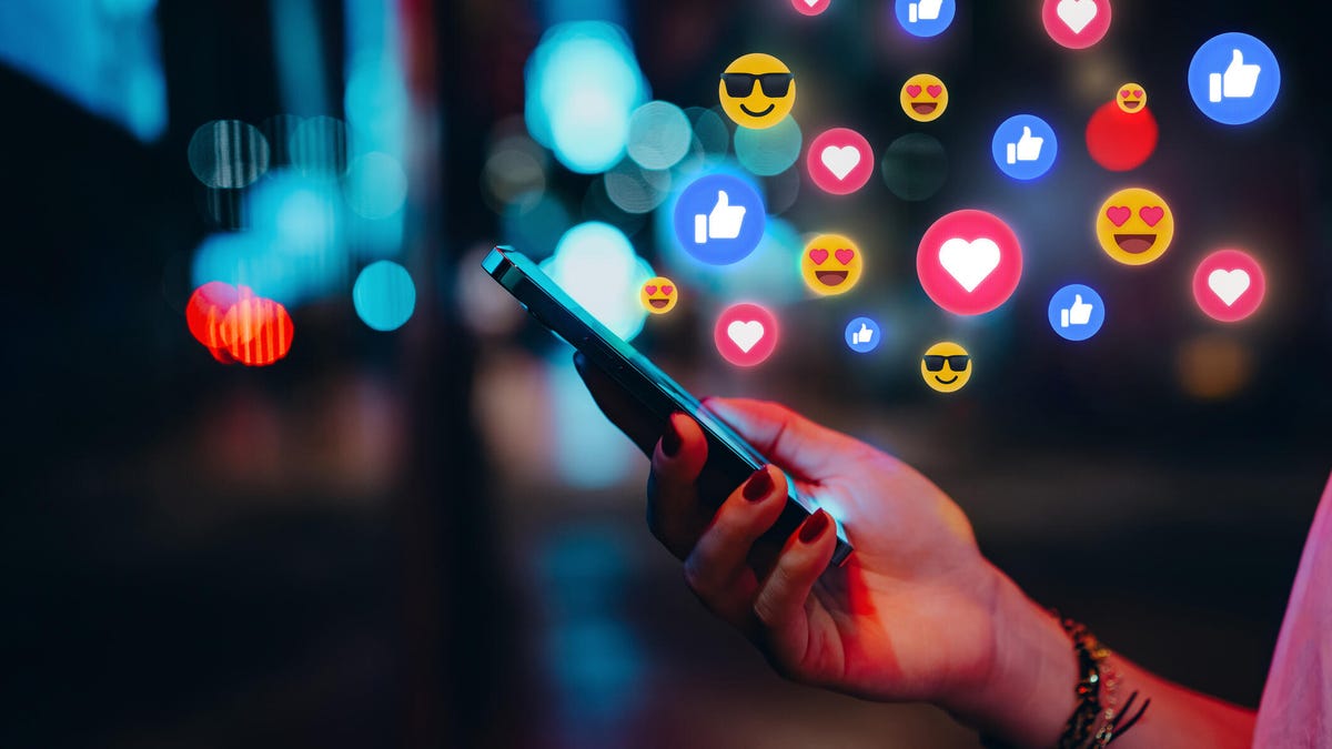 没有社交媒体管理器？没关系。以下是如何使用 AI 代替它