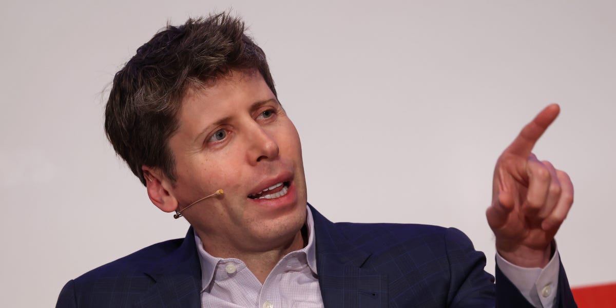 山姆·奥特曼 （Sam Altman） 最近在一次私人会议上发表了讲话。以下是讨论的内容，包括 AI 和通货紧缩。
