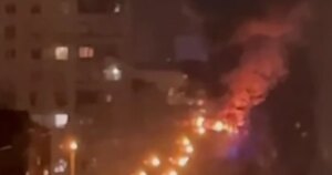 俄罗斯用无人机袭击哈尔科夫：住宅楼受损