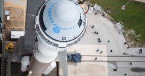 美国宇航局和波音公司在下一次载人飞行前调查 Starliner 的“异常情况”
