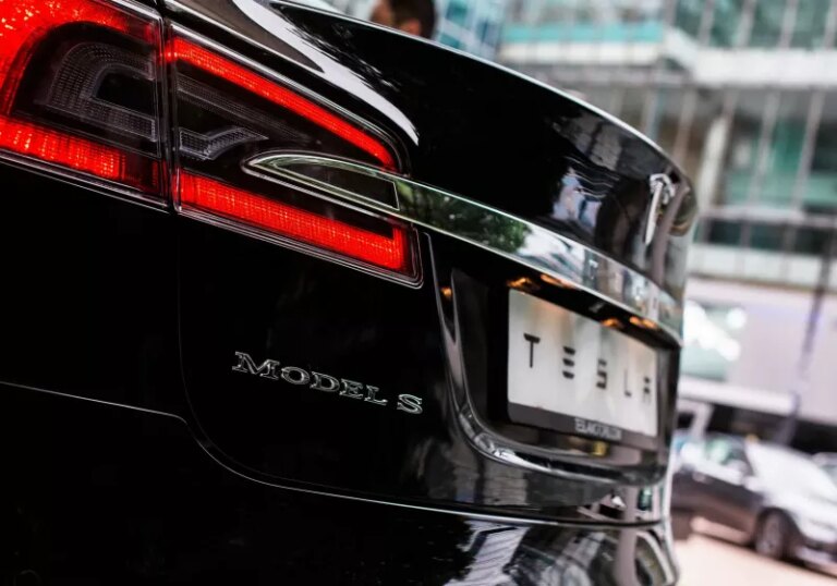 尽管全球对埃隆·马斯克 （Elon Musk） 表示强烈反对，但特斯拉在英国的销量仍上升