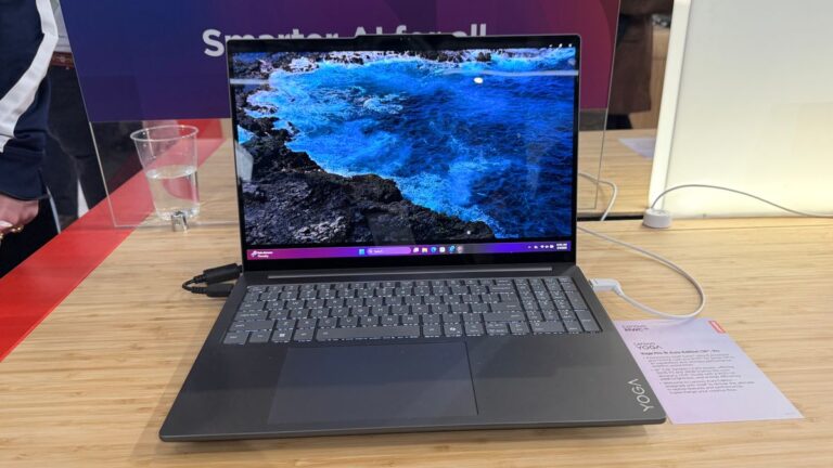 这款联想 Yoga 笔记本电脑在 MWC 2025 上的光环是不可否认的，它为我们赢得了最佳笔记本电脑奖