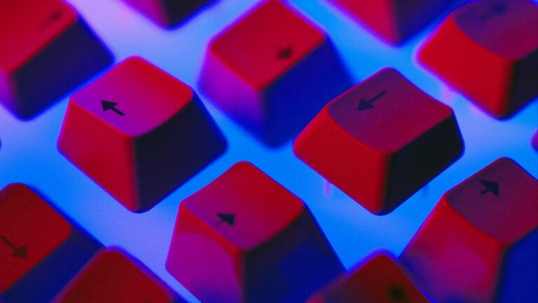 为什么你应该忽略 99% 的 AI 工具 – 以及我每天使用哪四种