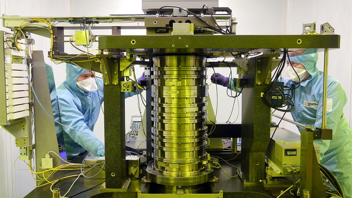 俄罗斯完成 30 年历史的过时光刻工具的开发