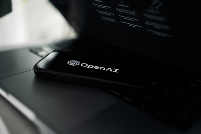OpenAI 受吉卜力工作室启发的病毒式 AI 艺术受到批评