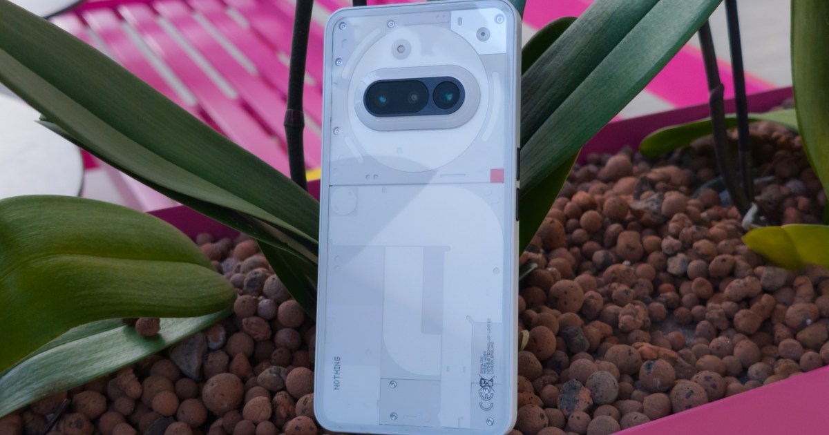 Nothing 需要您的帮助来设计独特的 Nothing Phone 3a