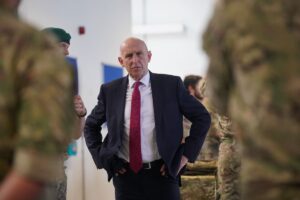 英国与英美公司签署协议，向基辅供应更多攻击无人机