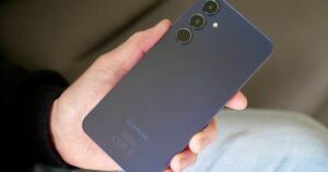 One UI 7 测试版即将登陆价格实惠的三星手机