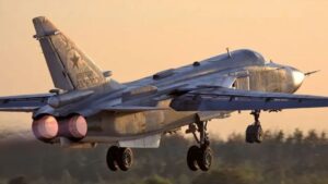 俄罗斯 Su-24 轰炸机被中国 FH-95 无人机袭击摧毁