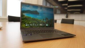 为什么我选择这款 Acer 笔记本电脑而不是其他 Windows 型号的电池寿命 - 而且它正在打折